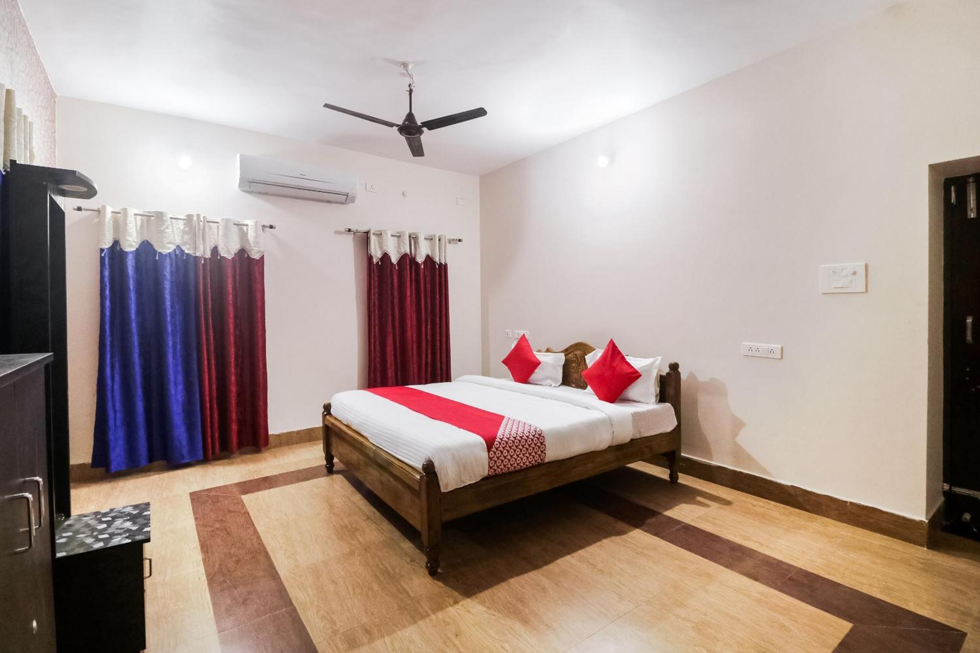 OYO 64921 Purple Villa Bhubaneswar Esterno foto