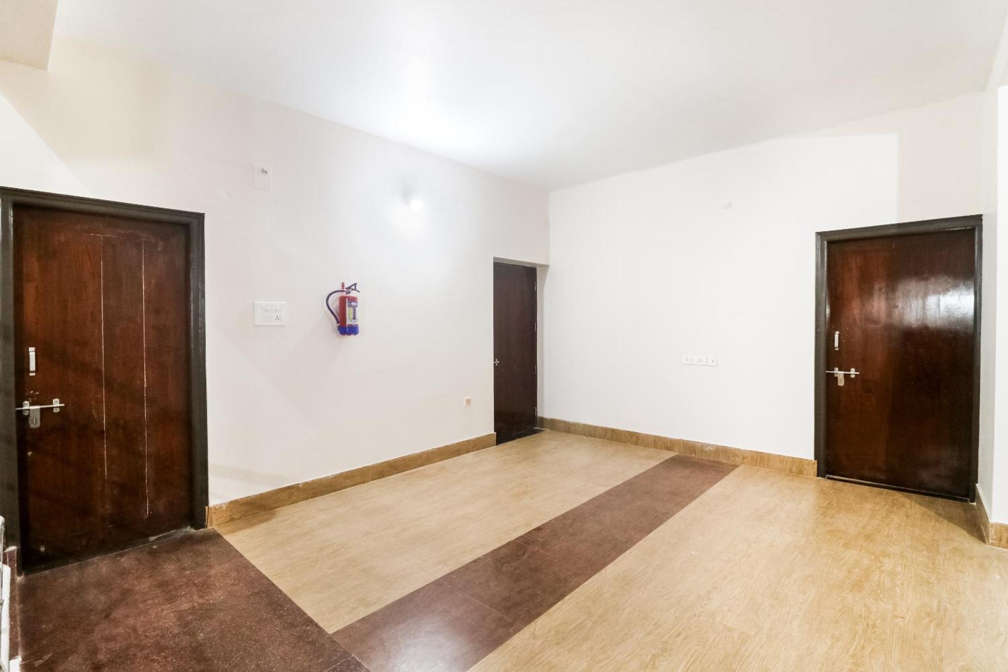 OYO 64921 Purple Villa Bhubaneswar Esterno foto